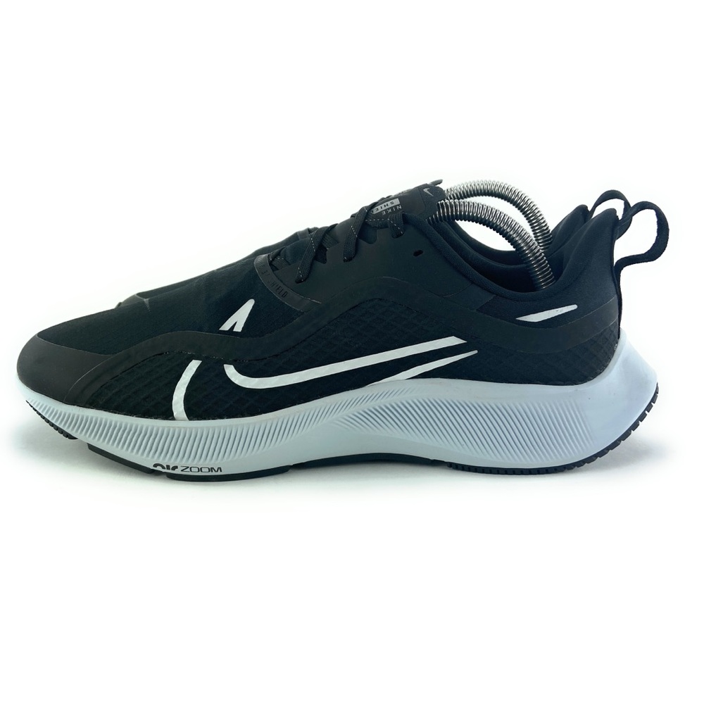 Nike Women's Air Zoom Pegasus 37 Shield Run Shoes - Picture 5 of 11